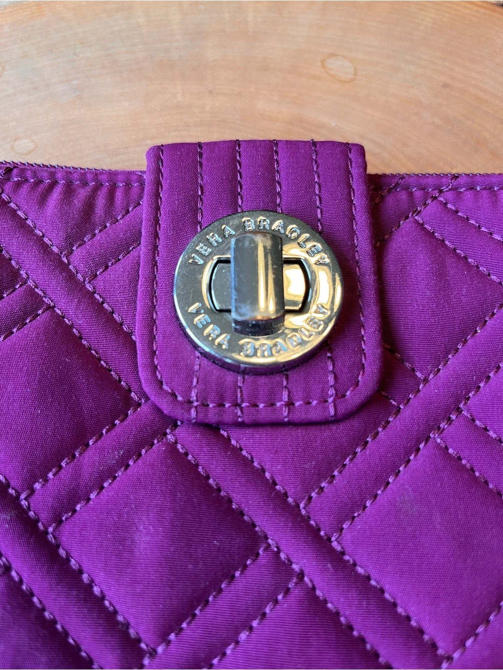 Vera Bradley Quilted Microfiber Turnlock Wallet in Magenta Purple EC - Picture 4 of 7